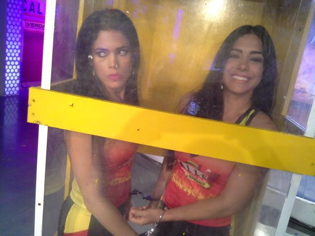 TCdeportesEC's tweet photo. ¡Hazlo! @RonaldFarina te invita a darle 500 RT's a esta foto de las 'Jumayra' ¡Lo merece! 
#QuieroQueGane #JujuMayra http://t.co/rnDVikIO2D