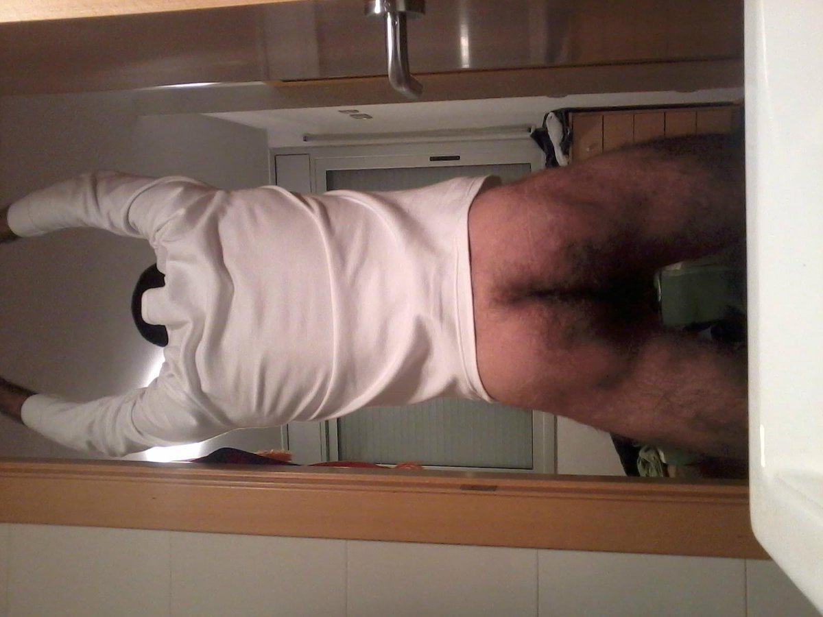 antonio38653176's tweet photo. alguien me folla en terrassa http://t.co/kWph5c39Za