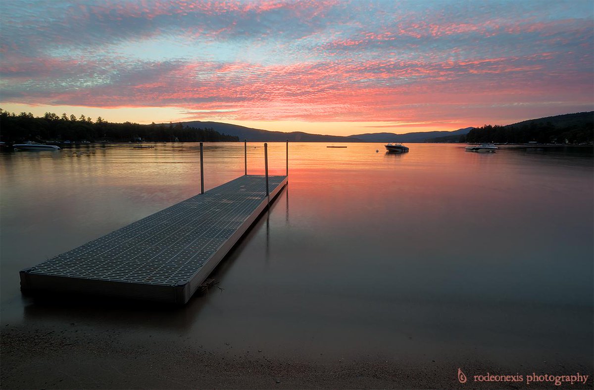 #NewHampshire #WakeBoard
"5 Best Wakeboard Spots in New Hampshire" hubs.ly/y0t3Wr0 by <a href="/WakeNewEngland/">WakeBoardNE</a>