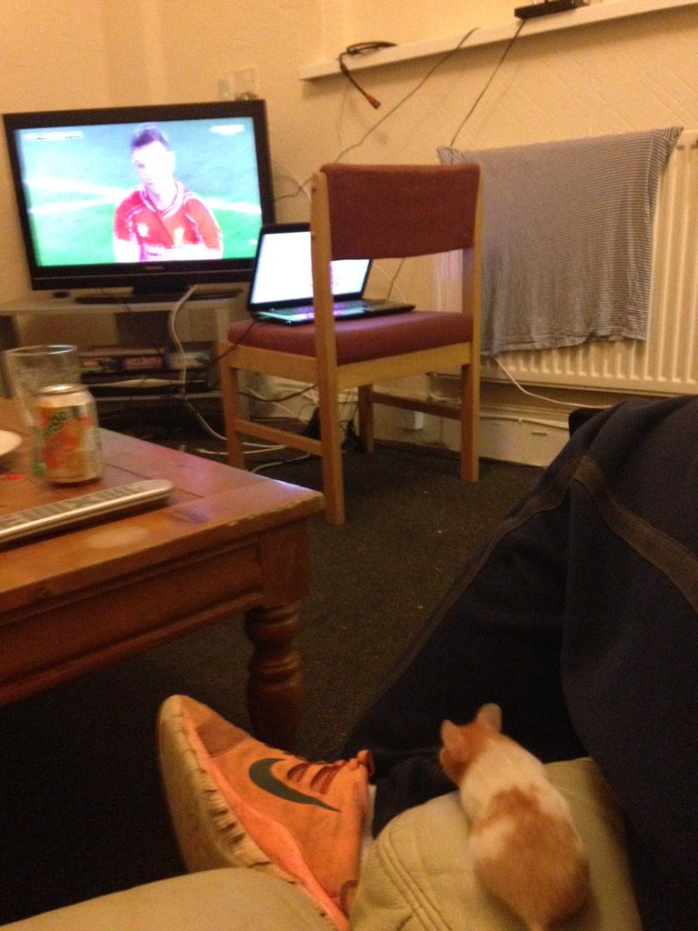 rickithehammy's tweet image. Just watching the footie with @andrew_westphal #lads