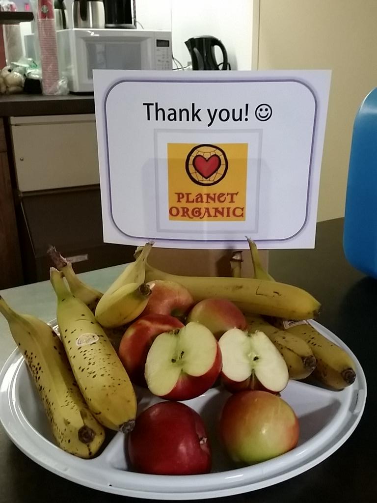 WattKristin's tweet photo. Thank you #planetorganic for supporting our volunteers at @IceOnWhyte http://t.co/hdvdSLJ4V0