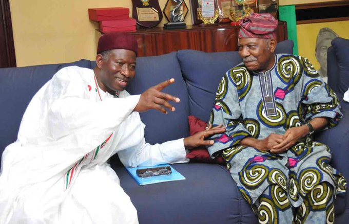 View image on Twitter