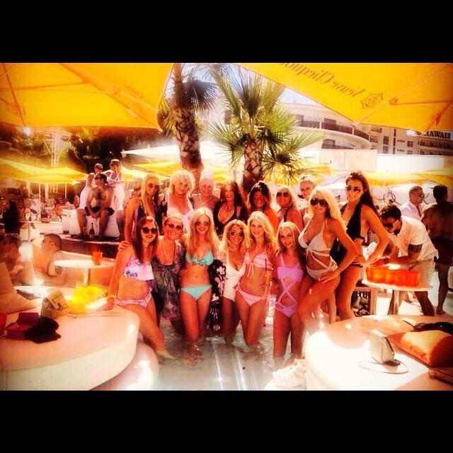 JessicaLeigh310's tweet photo. Can't wait to return to @OceanBeachIbiza this year #ibiza2015 #OBCOMP best day of the summerβ€οΈβ€οΈβ€οΈβ€οΈβ€οΈ http://t.co/KA37o9p9n9