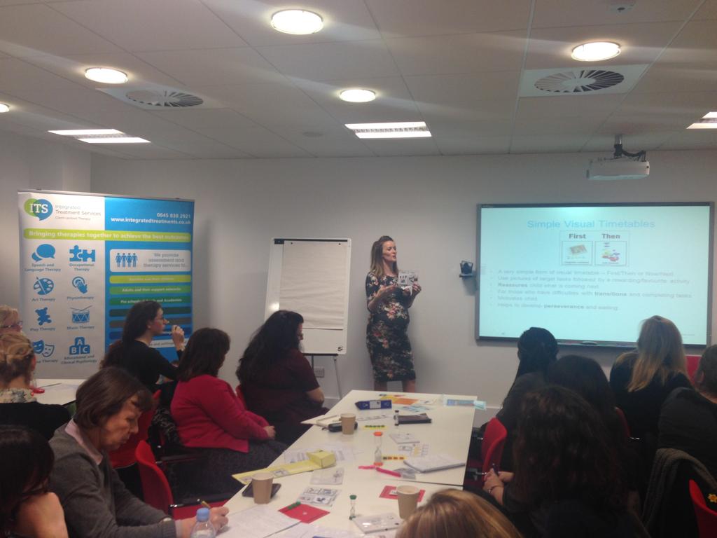 ITStherapy's tweet image. A great afternoon running our London #SENCOtherapyhub. Sarah presents ideas for #qualityfirstteaching