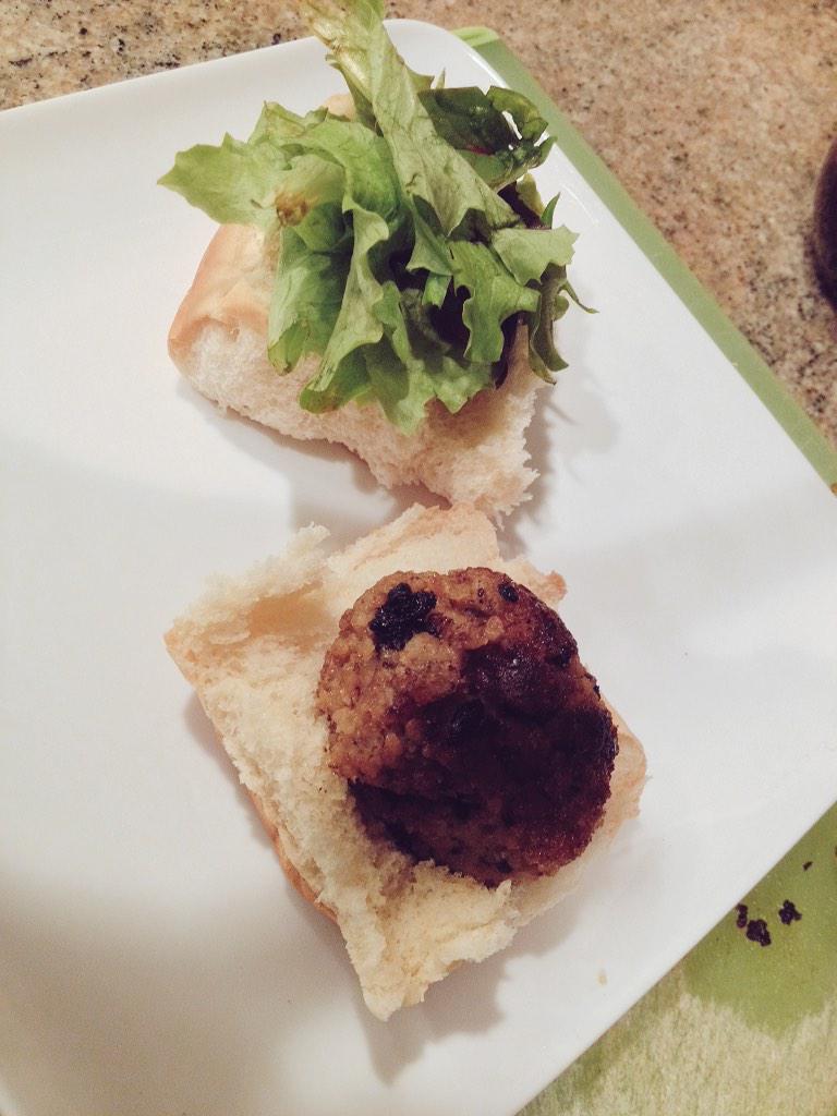 TheKaleKid's tweet photo. Italian Meatball sliders
#Scrumpsh 

#whatveganseat http://t.co/ztqI1q3U5g
