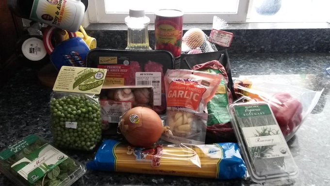 Being domestic today. http://t.co/LfSXNPnUAr<a href="/tag/mvsales"class="tags"><span>#mvsales</span></a>