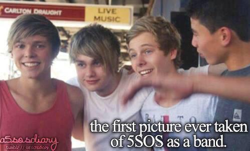 morganedubas's tweet image. #LoopOff5SOS #LOOPOFF 😭😱 brb crying but still vote plz