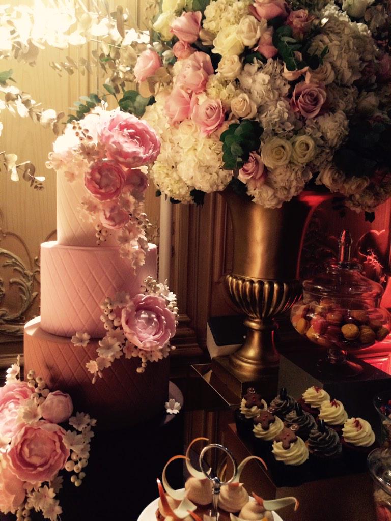 TWIA_Official's tweet photo. At the @sarahhaywood #weddingbible launch with the lovely @peggyporschen. Beautiful. http://t.co/FhHKHID9Ku