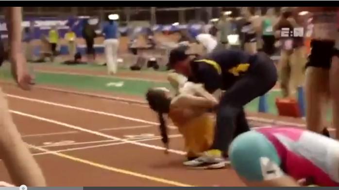 SimonaCote's tweet photo. (VIDEO) Al Terminar Cada Carrera, Cae Desplomada, Cuando Veas Porque, V http://t.co/h6D0QElBpJ
  #conmovedores http://t.co/spwOZxfeca