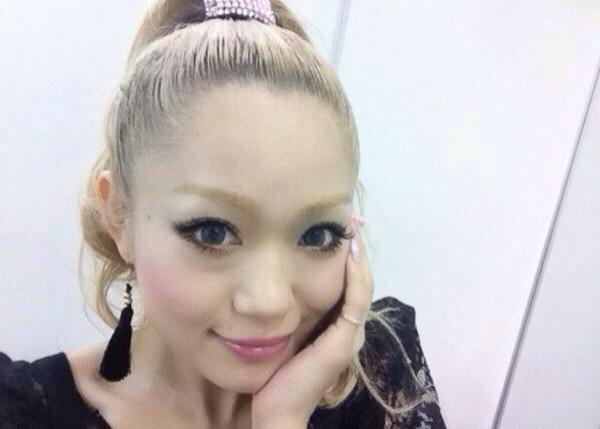 西野カナがオシャレすぎる オールバックがかっこいい かわいいと思ったらrt T Co Cek2cycbsf Twitter