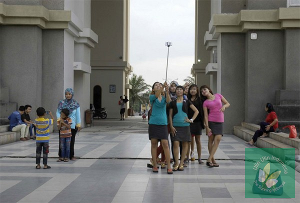 Monumen Simpang Lima #Gumul, Arc De Triomphe-nya #Kediri. Baca di: ulin.in/jMq #travel <a href="/KabKediri/">Kediri</a>