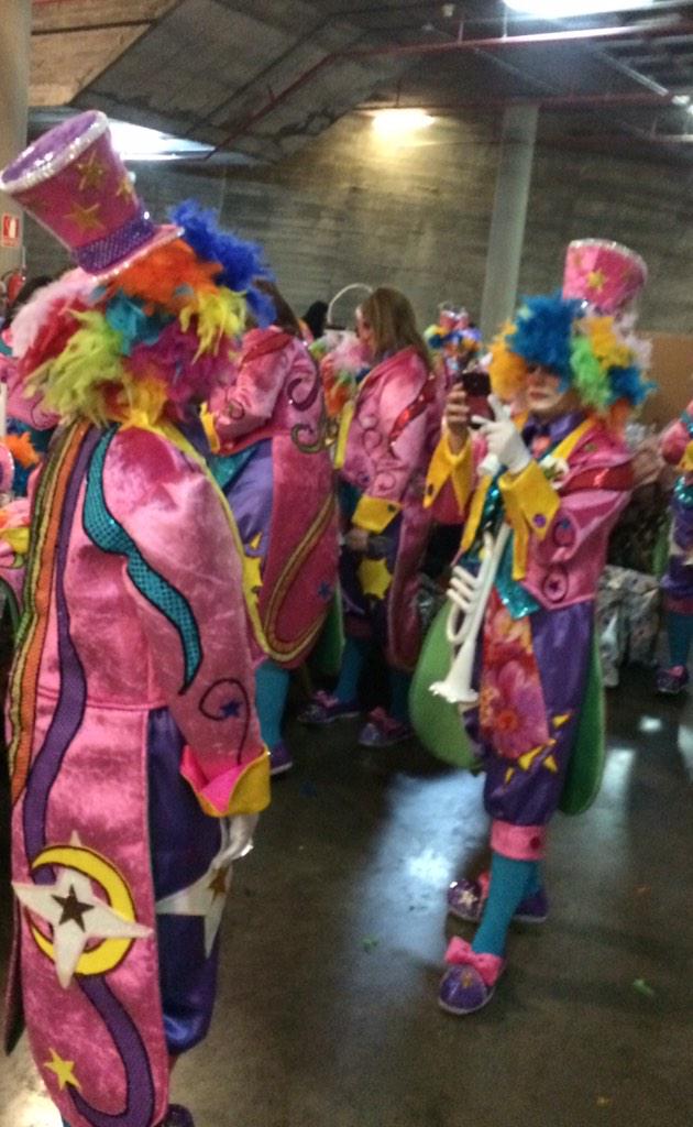 evagarben's tweet image. Llegamos a la mitad de la retransmisión en @radioeldia #MurgasSC @marchilongas87