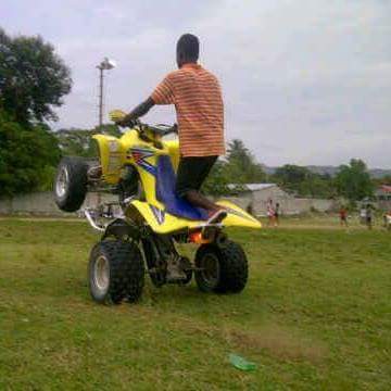 DJNathanmix's tweet photo. I'm the best in everything http://t.co/ytqS7RVNjS