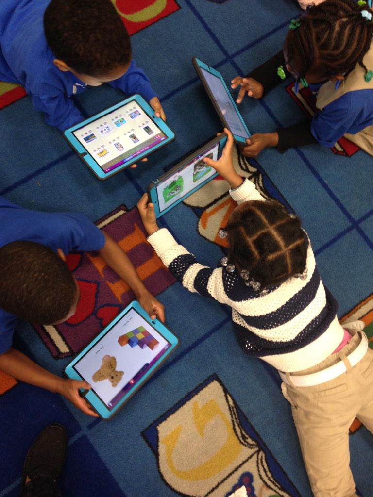 1HumbleTeacher's tweet photo. Shoutout @dcpublicschools &amp; @CityBridgeFdn for supplying tech &amp; software to grow as readers with razkids! #thankful http://t.co/mPvJy83c53