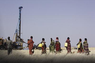 NASA_Landsat's tweet photo. Using #Landsat &amp; SRTM data to find water and save lives: http://t.co/ML7aU9BChp via @NASA_Technology http://t.co/xZkW0i7Shu