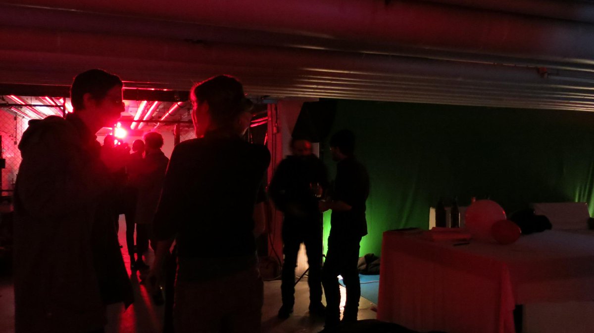 Connect_Cities's tweet image. After Hour #we_realx #prototypinglab @super_markt IT WAS GREAT!!!!!!!!!