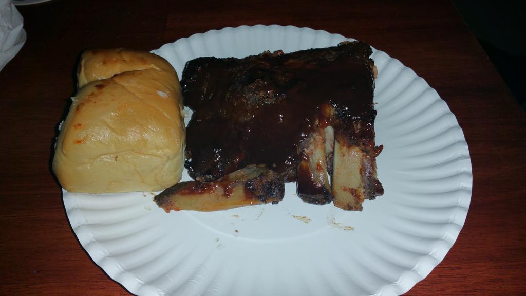 Even day old, on a paper plate.. @texasroadhouse > anything. #FallOffTheBoneRibs