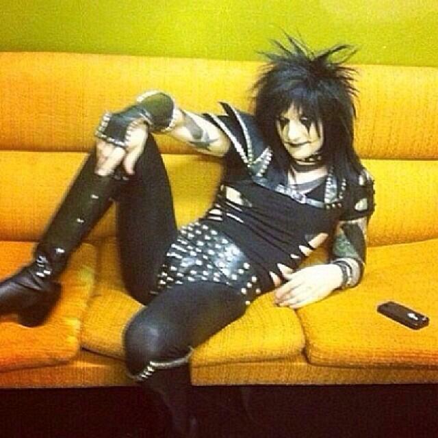 Mysticarmy's tweet photo. Hey boo boo...#Jinxx http://t.co/7pGZnCLBRC