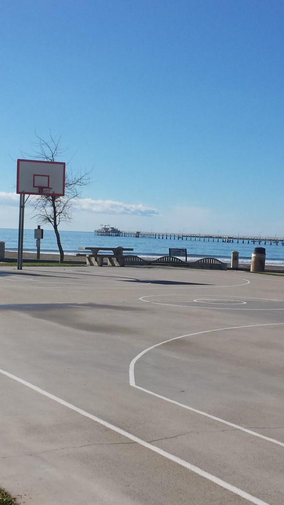 #avilabeach...wanna play basket ball anyone? #beach #BeachLife