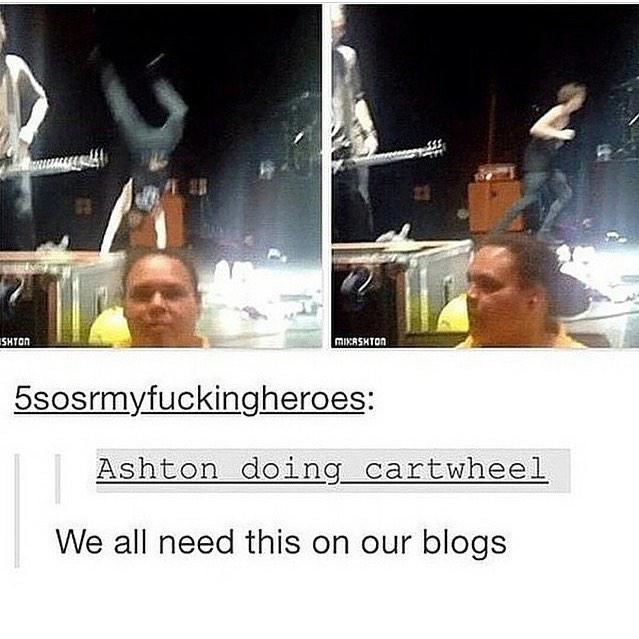 the5sosboyss's tweet photo. RETWEET TO CHEER A GIRL UP http://t.co/JDs9CJaley