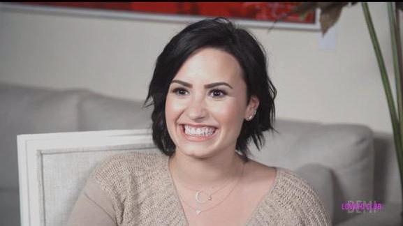 DemiUpdatesPL's tweet image. Zdjęcia Demi z video dodanego na Lovato Club!