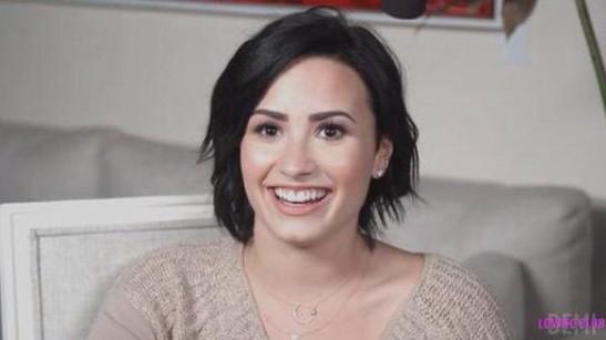 DemiUpdatesPL's tweet image. Zdjęcia Demi z video dodanego na Lovato Club!