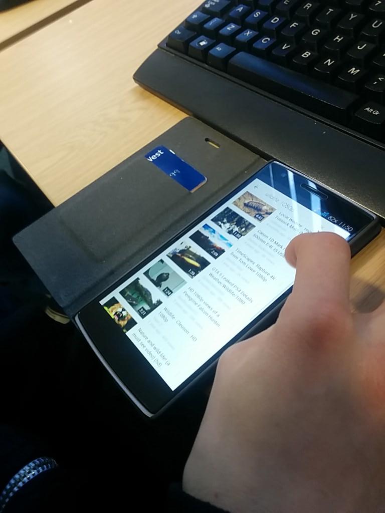 ImDanWbu's tweet image. The brand new 1 plus 1 in action #1plus1 #1plus #phone #new #gamedev