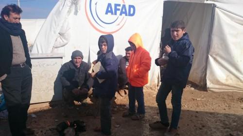 narrojava's tweet image. Dîmenê rezîltiya AFAD'ê hat kişandin
Ji deh hezaran Kobaniyên ku hatin Pirsûsê 6 hezar kes li 
ku.firatajans.com/news/rojane/di…