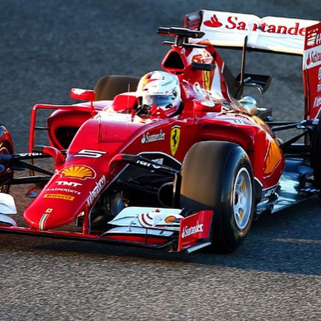 SaS_JustDrive's tweet photo. Test formula uno jerez de la frontera - Sebastian Vettel #5 http://t.co/n2LwinvfhA