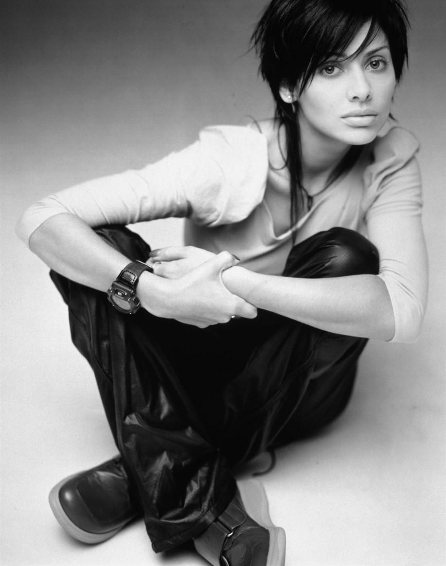 Today we celebrate Natalie Imbruglia s birthday. Happy 40th Birthday!  