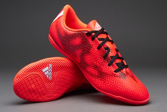 yvndi's tweet photo. @rizkisyputra "@Batavia_Boots: [ORIGINAL] F5 IN - Solar Red/White/Black - Rp. 525.000 - Size 39-44 http://t.co/x69i3KJOS6"