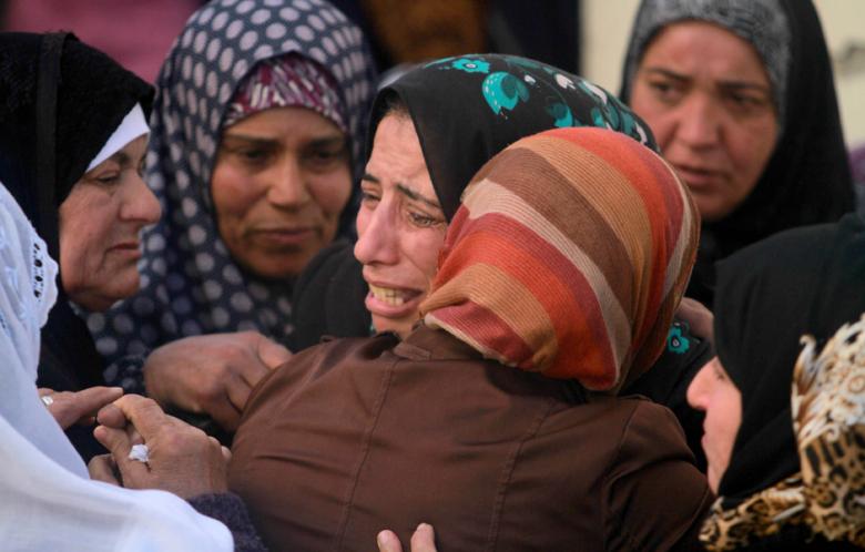 jncatron's tweet image. Settler Runs Over Photographer as Israel Destroys Palestinian Structures bit.ly/165mgiZ via @AlakhbarEnglish