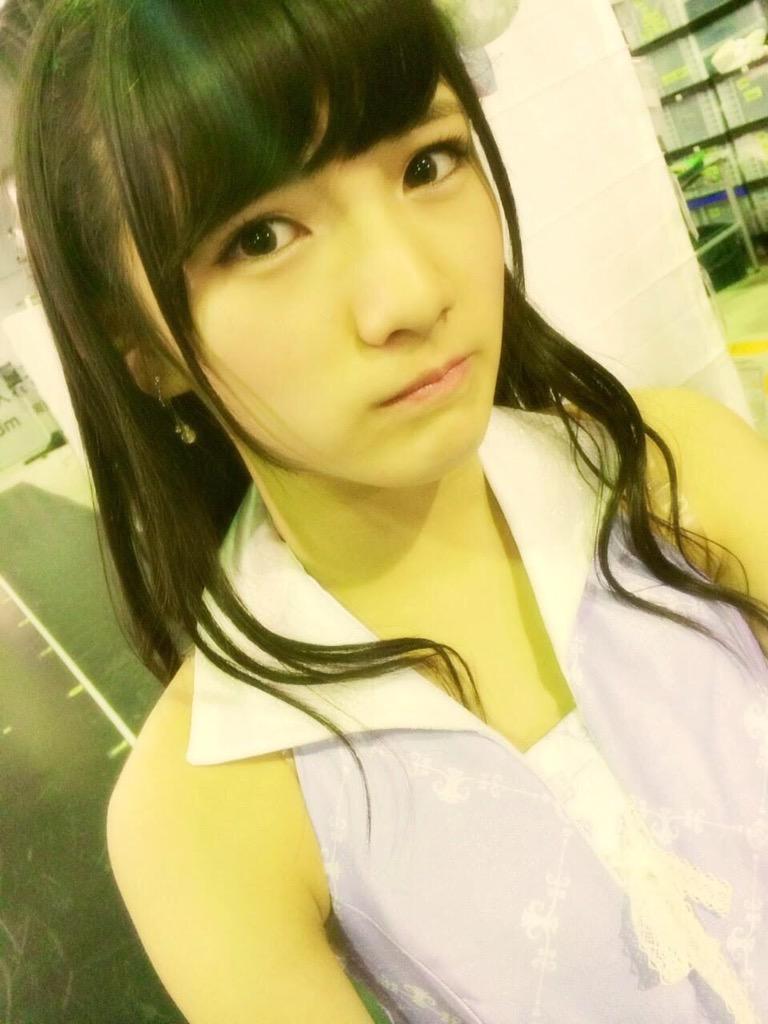 RankingAkb's tweet photo. どっちが好き？

岡田奈々→RT

内山奈月→ファボ http://t.co/aNEIEiYA2D