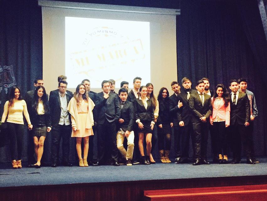 valenEchev's tweet photo. Finalizado el #IICONGRESOBRANDING Gracias por asistir. Nos vemos el año que viene... @masprotocolo http://t.co/WznS8zhWLA