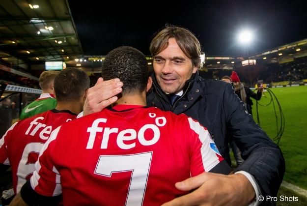 psv_fansnl's tweet photo. Cocu 'heel blij': ''Zelfs met tien man hebben wij hier de toon gezet'' #PSV #PSVFans: http://t.co/IUP1t95p12 http://t.co/5a8Vwxm89p
