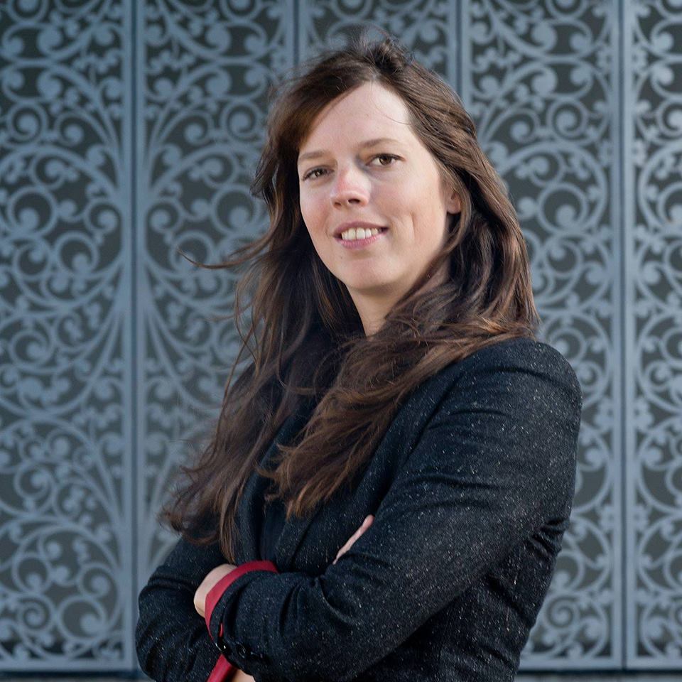 Vanavond te gast in #WNL Opiniemakers: <a href="/SterkNikki/">Nikki Sterkenburg</a> en <a href="/keesvdstaaij/">Kees van der Staaij</a> over #IS, #pgbalarm, #MH17 en V&amp;D! 21:15, <a href="/NPO2/">NPO 2</a>