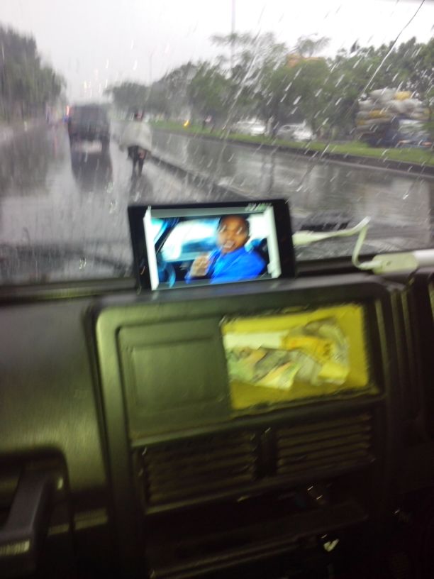 Min Sieun tingaleun episode #PremanPensiun <a href="/Sanditile/">Sandi Tile</a> , streaming lancar jaya <a href="/Gontuchme/">ThoLe HeRu</a> @ekamaryanto