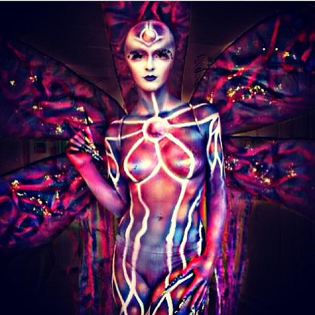 mistairUK's tweet photo. INCREDIBLE Sci-Fi look by @kategordonmua Using our #mistFX body paints with airbrush & by hand #bodypaint #mistair http://t.co/OBuwq7zgz7