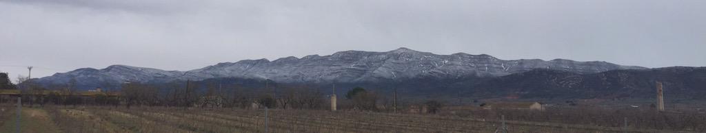 biknet's tweet photo. #meteocat #neu El Montsia enfarinat! http://t.co/SQ3cbUt9Cm