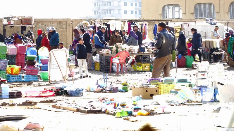 narrojava's tweet image. بالصور- سوق الاثنين في حي الكورنيش
قامشلو- يحل سوق الاثنين ضيفاً على أهالي حي الكورنيش في مدين
hawarnews.com/2013-02-14-17-…