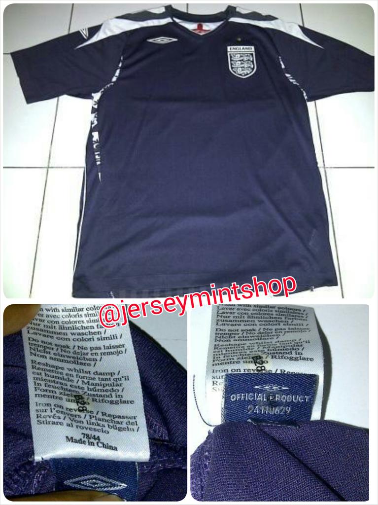 JerseyMintShop's tweet photo. @MURCELATOS #jersey4sale #734 England GK 07 9/10|sz L|250k|08111312223/53D8E352 http://t.co/sN33wO6ifb