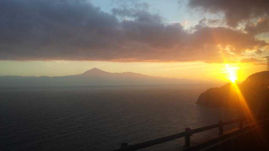 Alii_cm's tweet photo. ¡Buenos días! 🌅 http://t.co/huMXOgpcya
