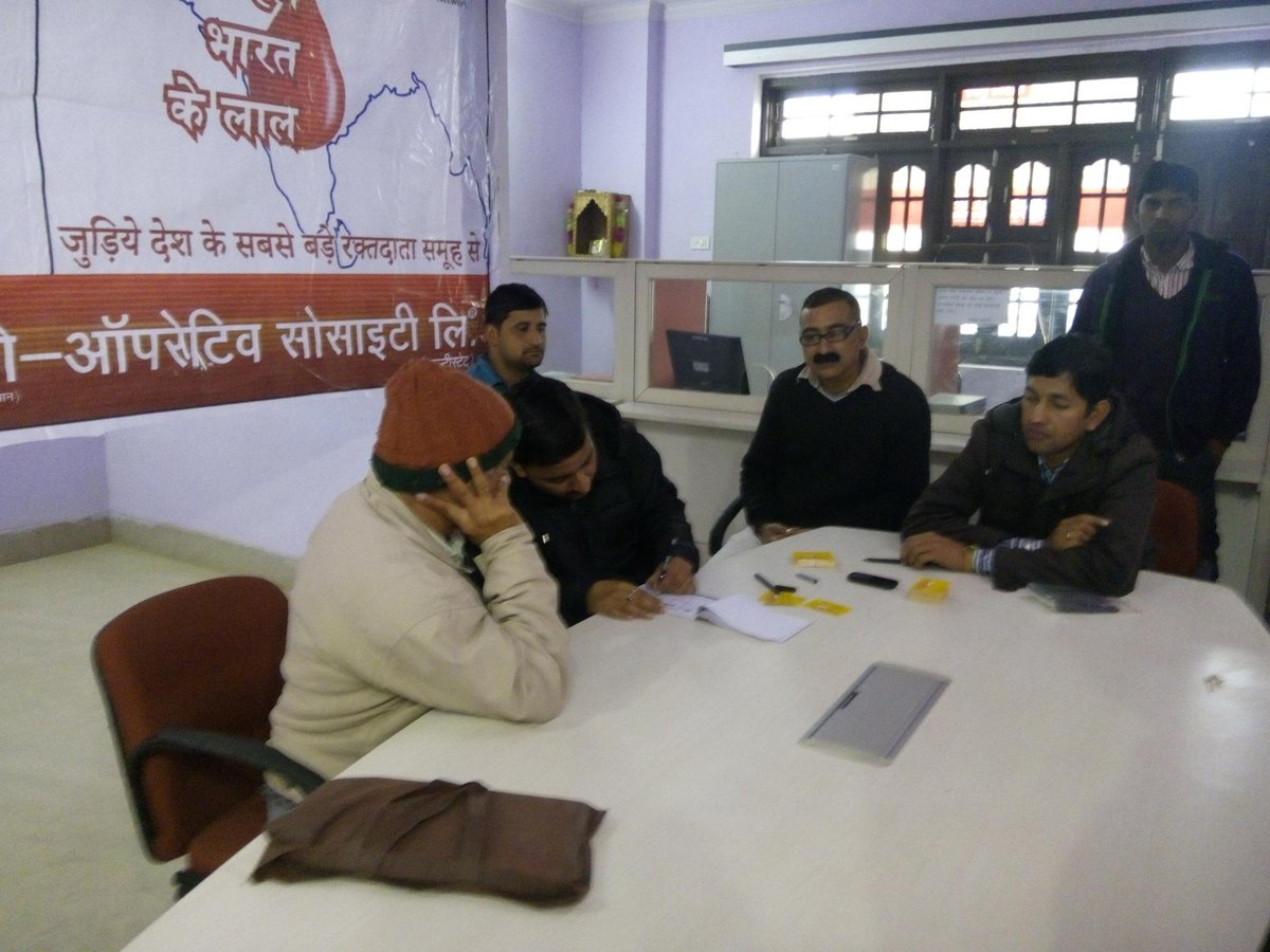 adarsh_credit's tweet photo. BLOOD GROUPING CAMP @ SRI VIJAY NAGAR http://t.co/8vG485aYTn