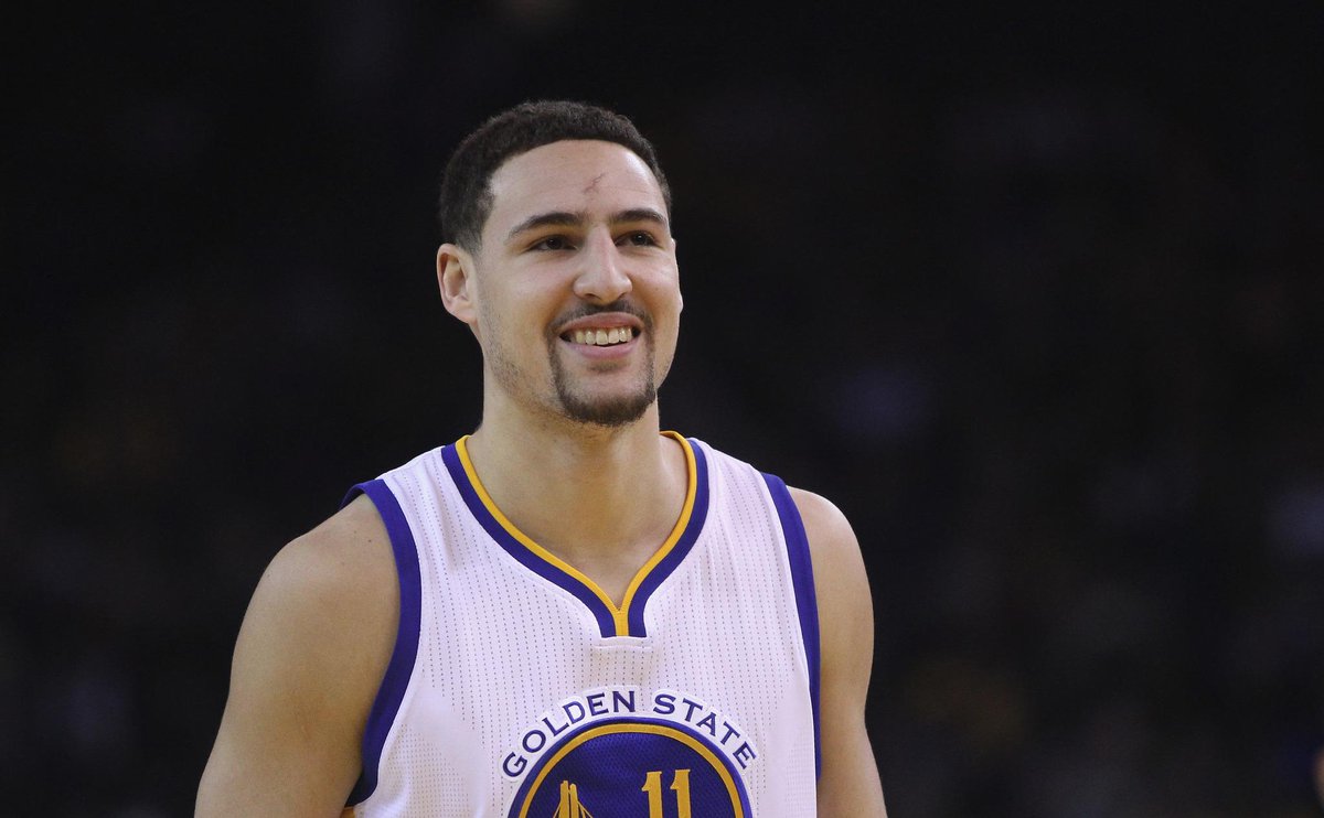 SportsCenter's tweet photo. Klay Thompson is going off AGAIN! Thompson has 13 Pts (3-3 3-pt FG, 5-5 FG).

There's 7:52 left in the 1st quarter... http://t.co/r75mKthV7n