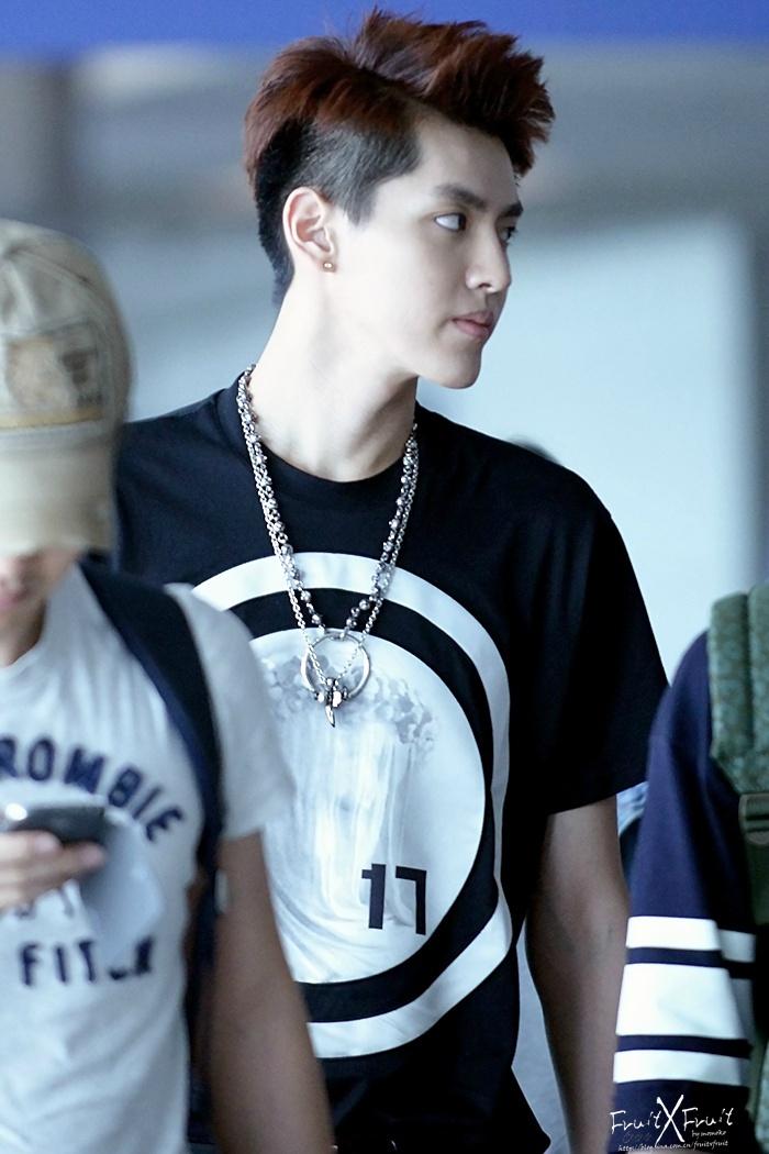 Alonso99Nat's tweet photo. แกๆๆ นี่มันพี่คริสใน  #ficลบ  #007fic  นี่นา  พี่แกสักกวางน้อยอะ สัญลักษณ์แฟนแก!! งื้ออ.. ตัวจริง แบมบี้โมเอ้มากๆ 😂😂😂 http://t.co/3IJkdpGxpO