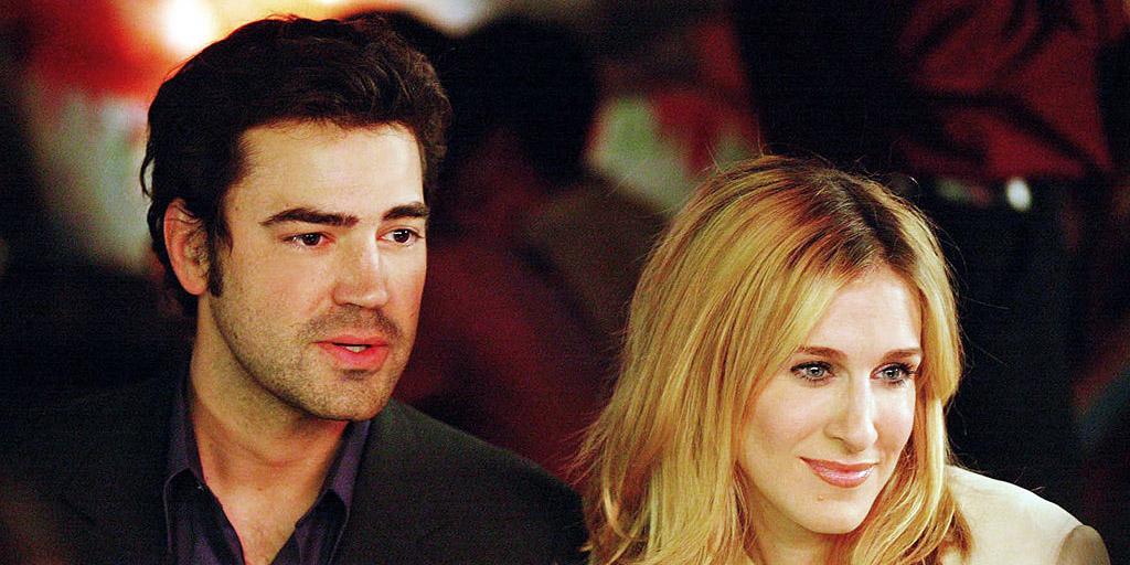 vytypehonig's tweet image. Ron Livingston recreated Berger's #SATC Post-It scene and then we cried all over again peoplem.ag/fmm7Rj4