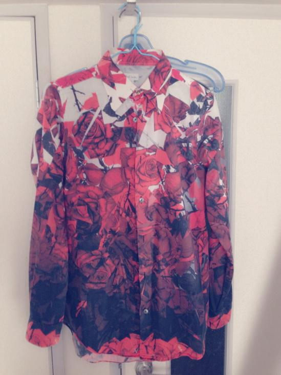 GkentyD's tweet photo. 念願のPaul Smith 薔薇シャツ http://t.co/JGwH6UStG2