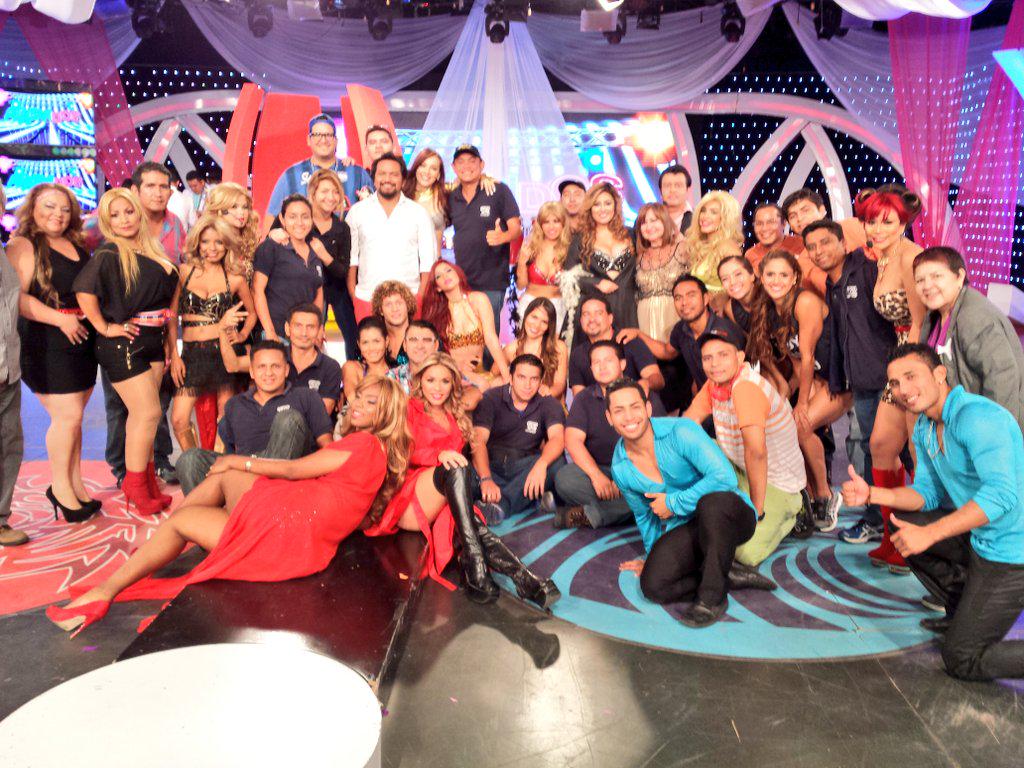 tcsoyelmejor's tweet photo. ¡Millón gracias a todos! ¡Gracias por decir #SoyTuiteroAtrevido!

Mañana arranca la FINAL de la "Cumbiatón". | 21H45 http://t.co/TuYtcNnTOX