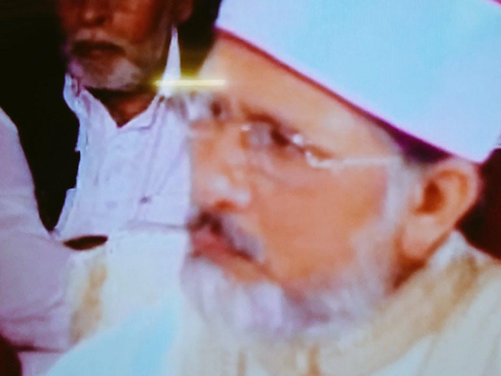 IamTeamPAT's tweet photo. میں بندہ سوہنے دلبر دا پاویں یار جانے یا نہ جانے
#LongLiveDrQadri http://t.co/HgcpGWKFgH #DrQadriSymbolOfUnity @RabailAhmad @NoorInqalabi