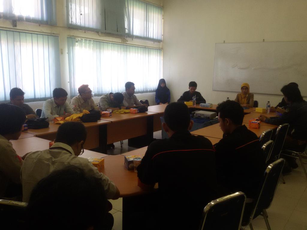 Bismillah. Sedang berlangsung pembukaan Forum Komunikasi dan Silatuhrahmi 2015 #FKS2015